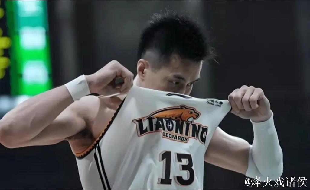 郭艾伦:真想留在辽宁 因为跟球迷说过等我回来 郭艾伦:真想留在辽宁 因为跟球迷说过等我回来