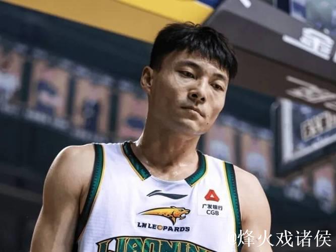 鄢手骐24分辽宁负新疆 格洛弗50分四川负浙江 鄢手骐24分辽宁负新疆 格洛弗50分四川负浙江